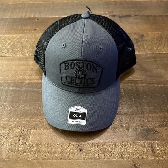Boston Celtics Gray and Black Mesh snapback cap - Picture 1 of 3
